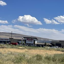 WinCo Foods - WinCo