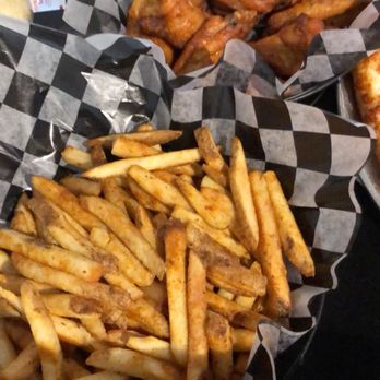 Primavera Pizza & Grill - Cajun Fries and Mils Wings - Greek Near Me - Fredericksburg, Virginia
