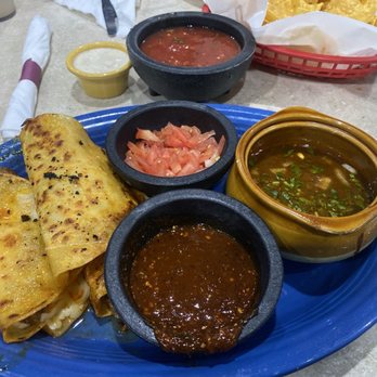 La Parrilla Mexican Grill - Barria Tacos - Mexican Near Me - Hampton, Virginia