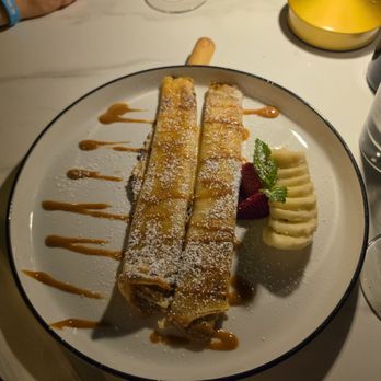Ambue Restaurant - Dulce de Leche Panqueques - Latin American Near Me - Los Angeles, California