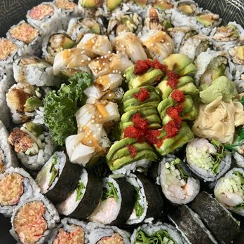 Sushi Makoto - Medium Party tray ($50) - Sushi Bars Near Me - Jersey City, New Jersey