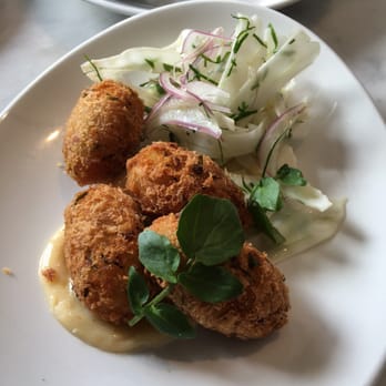 Bellota - Restaurants Near Me - South Melbourne, VIC