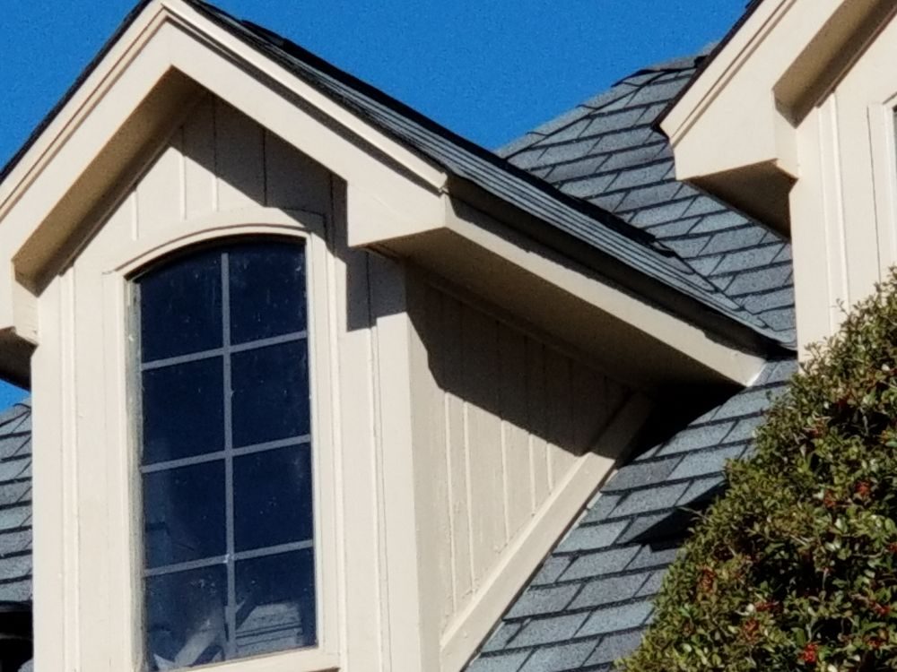 Slide of Appliant Roof and Home