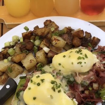 Chad's - Corned beef Eggs Benedict & Mimosa Flight - Breakfast & Brunch Near Me - Santa Barbara, California