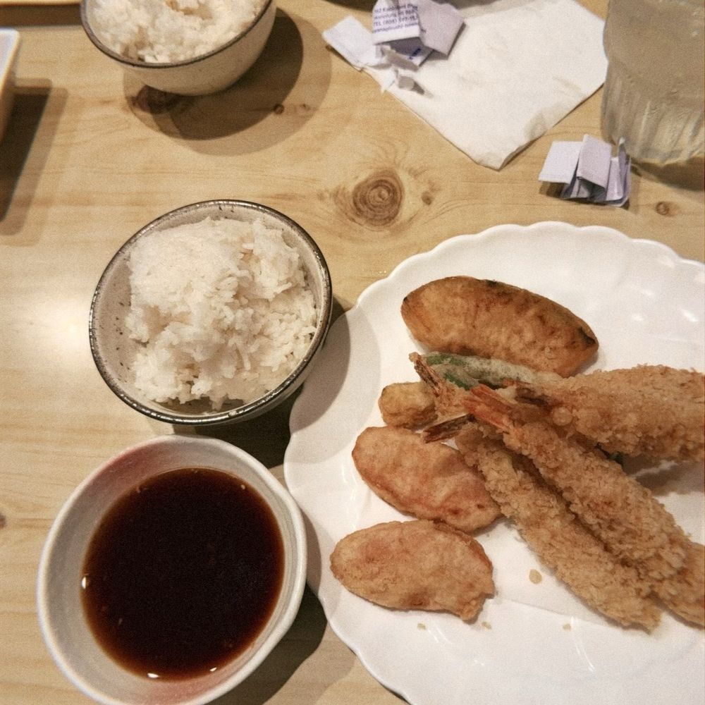 Yanagi Sushi - Shrimp and Veg Tempura - Japanese Near Me - Honolulu, Hawaii Yanagi Sushi - Shrimp and Veg Tempura - Japanese Near Me - Honolulu, Hawaii
