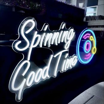 Spinning Good Time - DJs Near Me - Nashville, Tennessee Spinning Good Time - DJs Near Me - Nashville, Tennessee