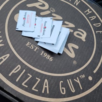 Pizza Guys - boxed well and pizza is protected... - Pizza Near Me - San Carlos, California