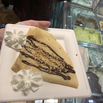 Venchi - Nutella crepe - Ice Cream & Frozen Yogurt Near Me - Rome, RM Venchi - Nutella crepe - Ice Cream & Frozen Yogurt Near Me - Rome, RM