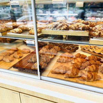 Paris Baguette - Baked Goods - Bakeries Near Me - Walnut Creek, California Paris Baguette - Baked Goods - Bakeries Near Me - Walnut Creek, California