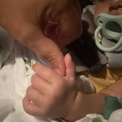 Bloom Waterbirth and Wellness Center - Baby hand