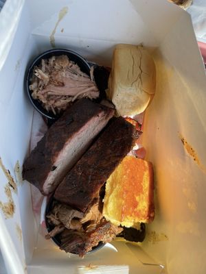 The Original Ronnie's BBQ by null