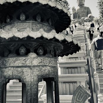 天壇大佛 - The climb to the Big Buddha - Buddhist Temples Near Me - Hong Kong, HK 天壇大佛 - The climb to the Big Buddha - Buddhist Temples Near Me - Hong Kong, HK