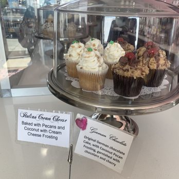 Eva's CupCakery - Cupcakes - Bakeries Near Me - Anchorage, Alaska