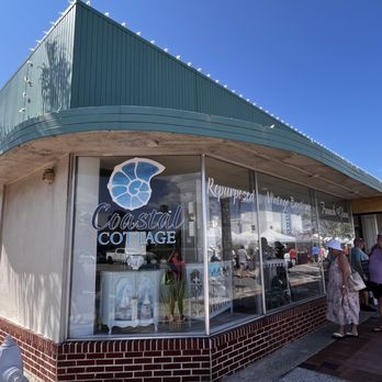 Coastal Cottage - Exterior - Furniture Stores Near Me - St Pete Beach, Florida