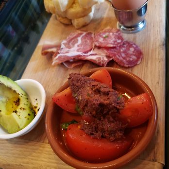 Medina Cafe - Breakfast & Brunch Near Me - Vancouver, British Columbia