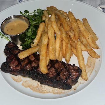 Old Ebbitt Grill - Steak Frites - Bars Near Me - Washington, DC, District of Columbia Old Ebbitt Grill - Steak Frites - Bars Near Me - Washington, DC, District of Columbia