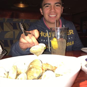 Red Lobster - Seafood Near Me - Palmdale, California