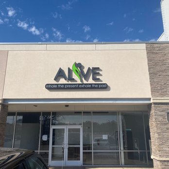 SunstoneFIT - Preston Towne Crossing - ALIVE Yoga Plano store front - Yoga Near Me - Plano, Texas SunstoneFIT - Preston Towne Crossing - ALIVE Yoga Plano store front - Yoga Near Me - Plano, Texas