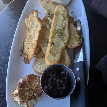 Biscottis - Brie cheese appetizer - American Near Me - Jacksonville, Florida Biscottis - Brie cheese appetizer - American Near Me - Jacksonville, Florida