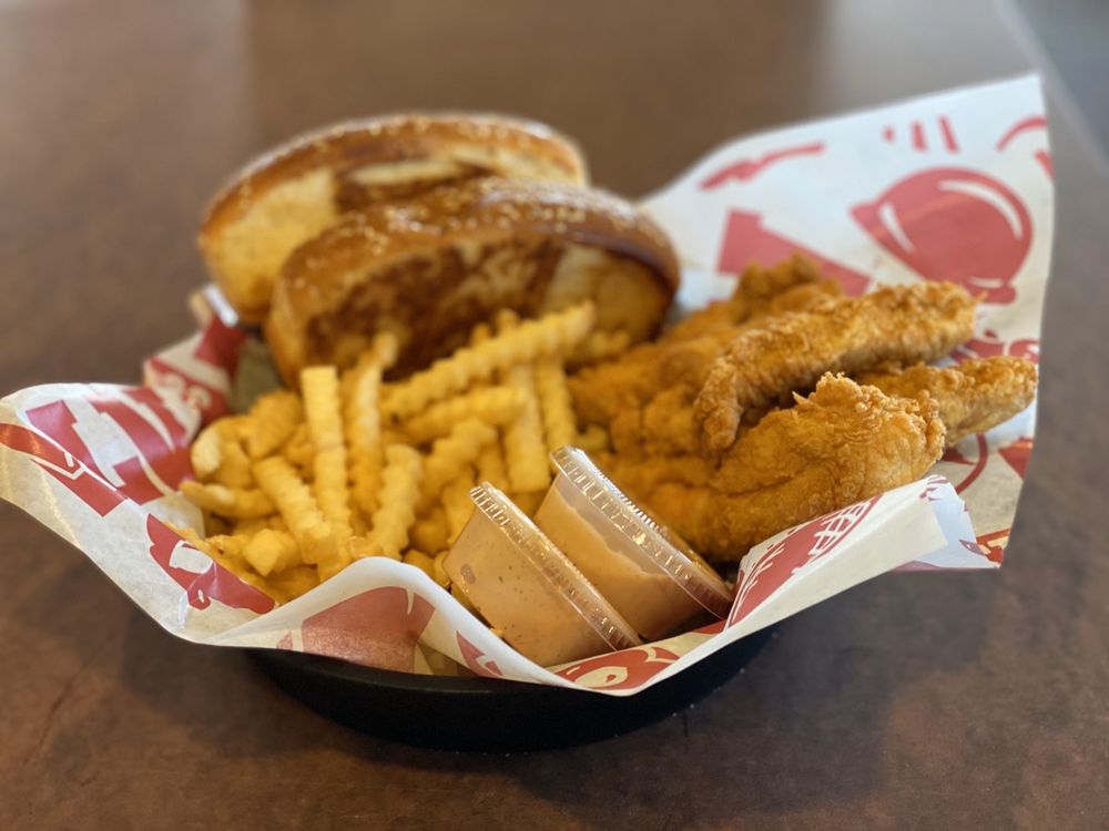 RAISING CANE’S CHICKEN FINGERS 388 Photos & 385 Reviews 6199 S Virginia St, Reno, Nevada