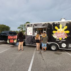 Sweet & Salty Island Grindz - Food Truck