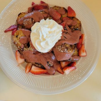 Deja Vu Breakfast Company - Breakfast & Brunch Near Me - Chico, California