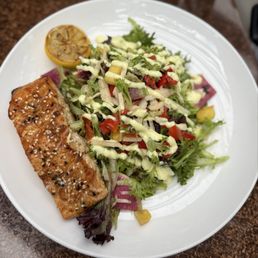 Sesame-Grilled Salmon Salad Sesame-Grilled Salmon Salad