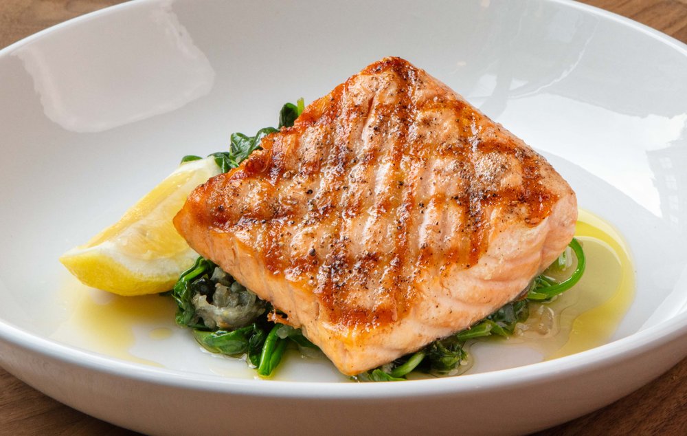 LOLA’S RESTAURANT & BAR Updated November 2024 85 Photos & 65