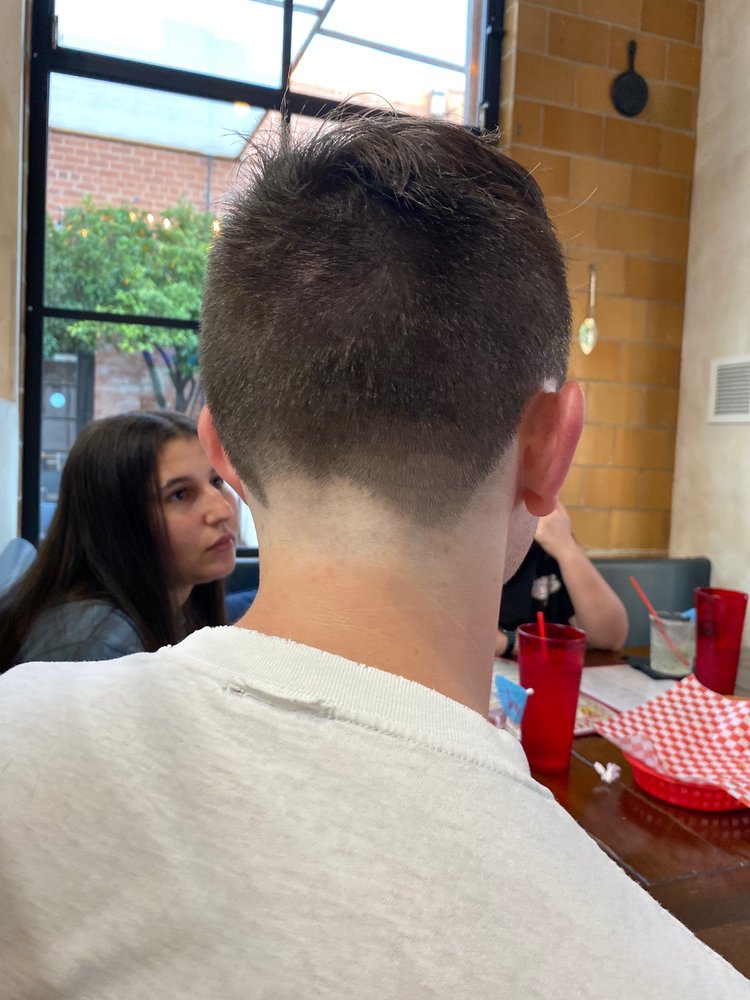 AT DOWNTOWN 22 Photos & 19 Reviews 1628 E Broadway Blvd