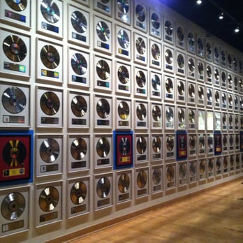 Graceland - Museums Near Me - Memphis, Tennessee