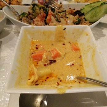 Maile's Thai Bistro - Yellow curry - Thai Near Me - Honolulu, Hawaii