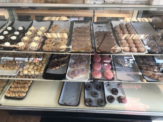 Joe's Cafe & Donuts & King Cakes by null