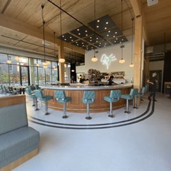 Clyde's Fine Diner