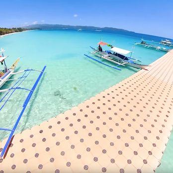 Boracay Sailing - No more getting wet when you do a sail boat - Boat Tours Near Me