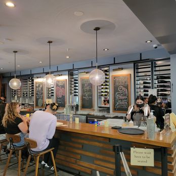 Vroman's Bookstore - Wine bar. - Bookstores Near Me - Pasadena, California Vroman's Bookstore - Wine bar. - Bookstores Near Me - Pasadena, California