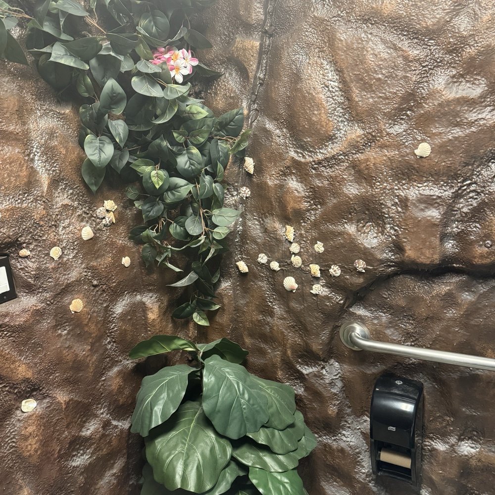 Red Basil Thai Restaurant - The women's bathroom - Thai Near Me - West Jordan, Utah Red Basil Thai Restaurant - The women's bathroom - Thai Near Me - West Jordan, Utah