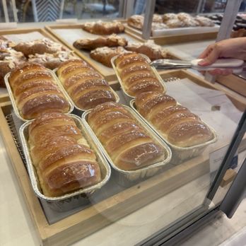 Paris Baguette - sweet milk bun - Bakeries Near Me - Richmond Hill, Ontario Paris Baguette - sweet milk bun - Bakeries Near Me - Richmond Hill, Ontario
