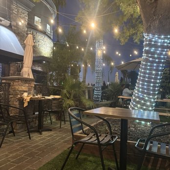 Colton's Social House - Outdoor seating - New American Near Me - Clovis, California Colton's Social House - Outdoor seating - New American Near Me - Clovis, California