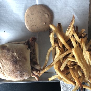Smoqehouse - The Islander sandwich - Barbeque Near Me - Bradenton Beach, Florida