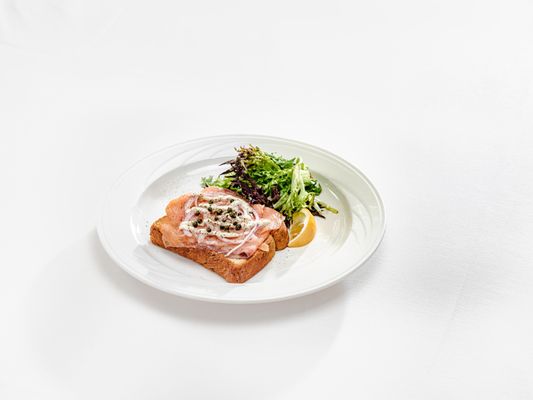 M.A.C. 24/7 Restaurant and Bar by null
