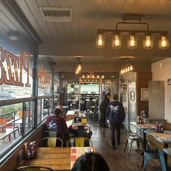 The Pan - Dining area - Pizza Near Me - Gardena, California