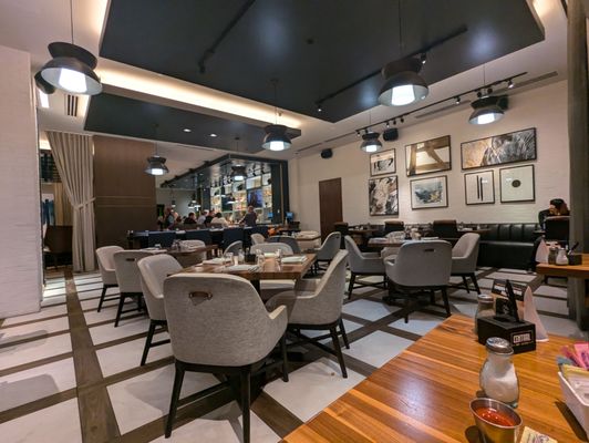 Central Bar + Kitchen by null