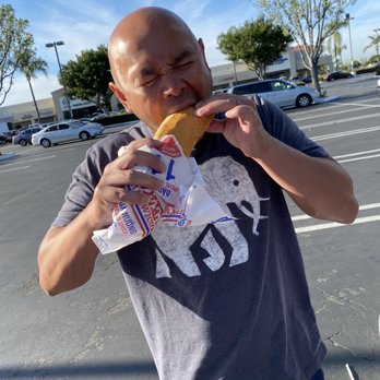 Lee's Sandwiches - Grilled Chicken Sandwich - Vietnamese Near Me - LongBeach, California Lee's Sandwiches - Grilled Chicken Sandwich - Vietnamese Near Me - LongBeach, California