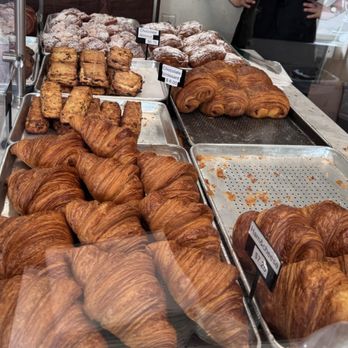 Arsicault Bakery - Pastry selection around noon on a Sunday - Bakeries Near Me - San Francisco, California Arsicault Bakery - Pastry selection around noon on a Sunday - Bakeries Near Me - San Francisco, California