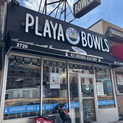 Playa Bowls - Entrance