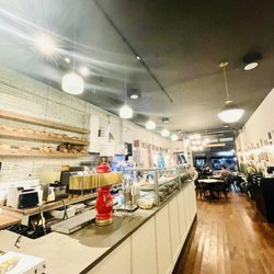 Coniglio’s Old Fashioned - Open kitchen with good seating