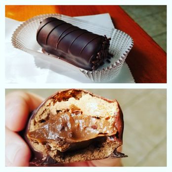 Villa Italia - Chocolate "cannoli" - Bakeries Near Me - Schenectady, New York Villa Italia - Chocolate "cannoli" - Bakeries Near Me - Schenectady, New York