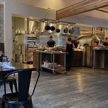 B's Kitchen Kauai - Gorgeous open kitchen! - Pizza Near Me - Princeville, Hawaii B's Kitchen Kauai - Gorgeous open kitchen! - Pizza Near Me - Princeville, Hawaii