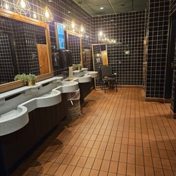 Rockwoods - Stunning Ladies' Room