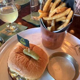 Young American burger and fries with garlic aioli Young American burger and fries with garlic aioli